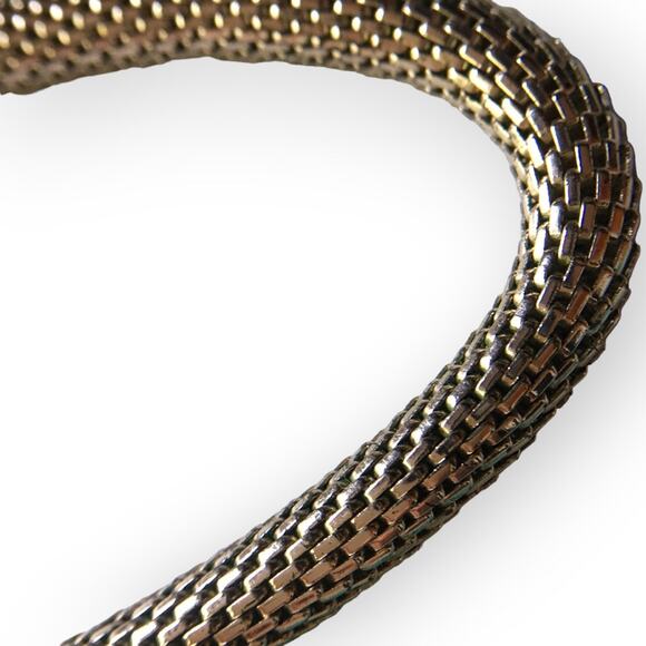 Delicate silver tone mesh roll-on style bracelet - Picture 1 of 8